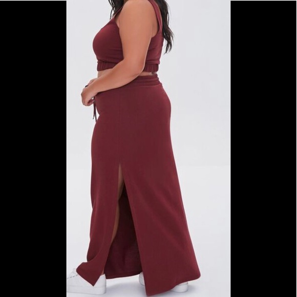 NEW Forever 21 Plus Size Crop Top & Maxi Skirt Set Wine 0X - Picture 3 of 5